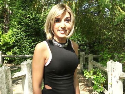 Assia, the young lady is more and more naughty! - Tonpornodujour.com